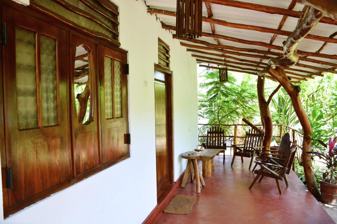 Sea Sound Cabana & Restaurant Tangalle Buitenkant foto