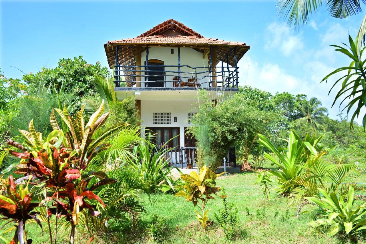 Sea Sound Cabana & Restaurant Appartement Tangalle Buitenkant foto