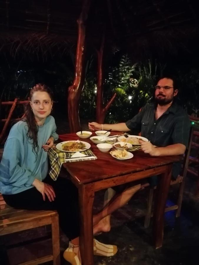 Sea Sound Cabana & Restaurant Tangalle Buitenkant foto