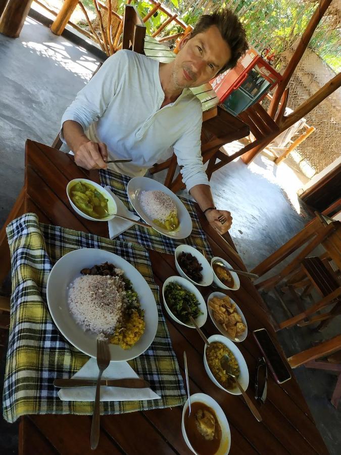 Sea Sound Cabana & Restaurant Tangalle Buitenkant foto